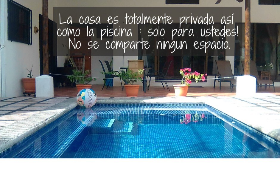 Cocoricó私人单间公寓，带泳池、空调和停车场