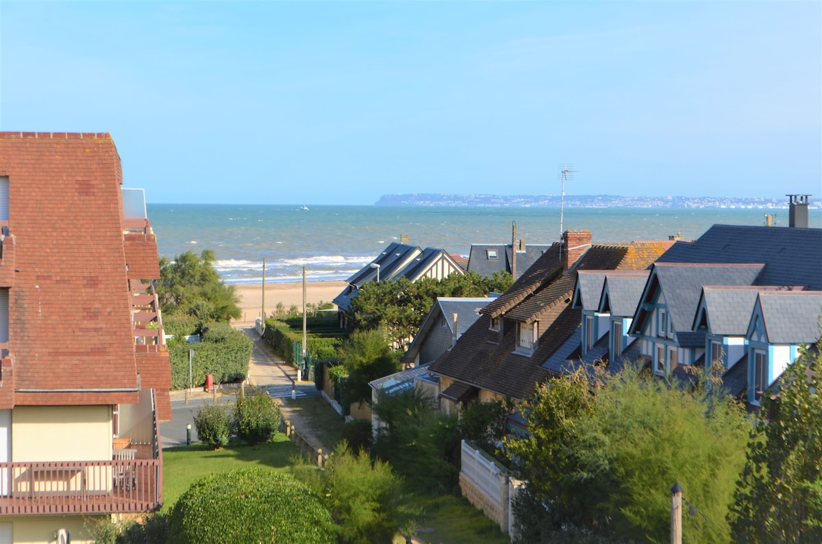 Appartement vue sur mer, proche Deauville