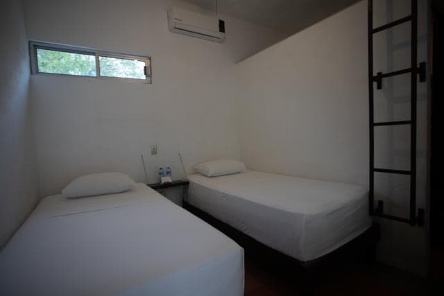 Long Stay Deals-Private Room Twin Bed on EPC