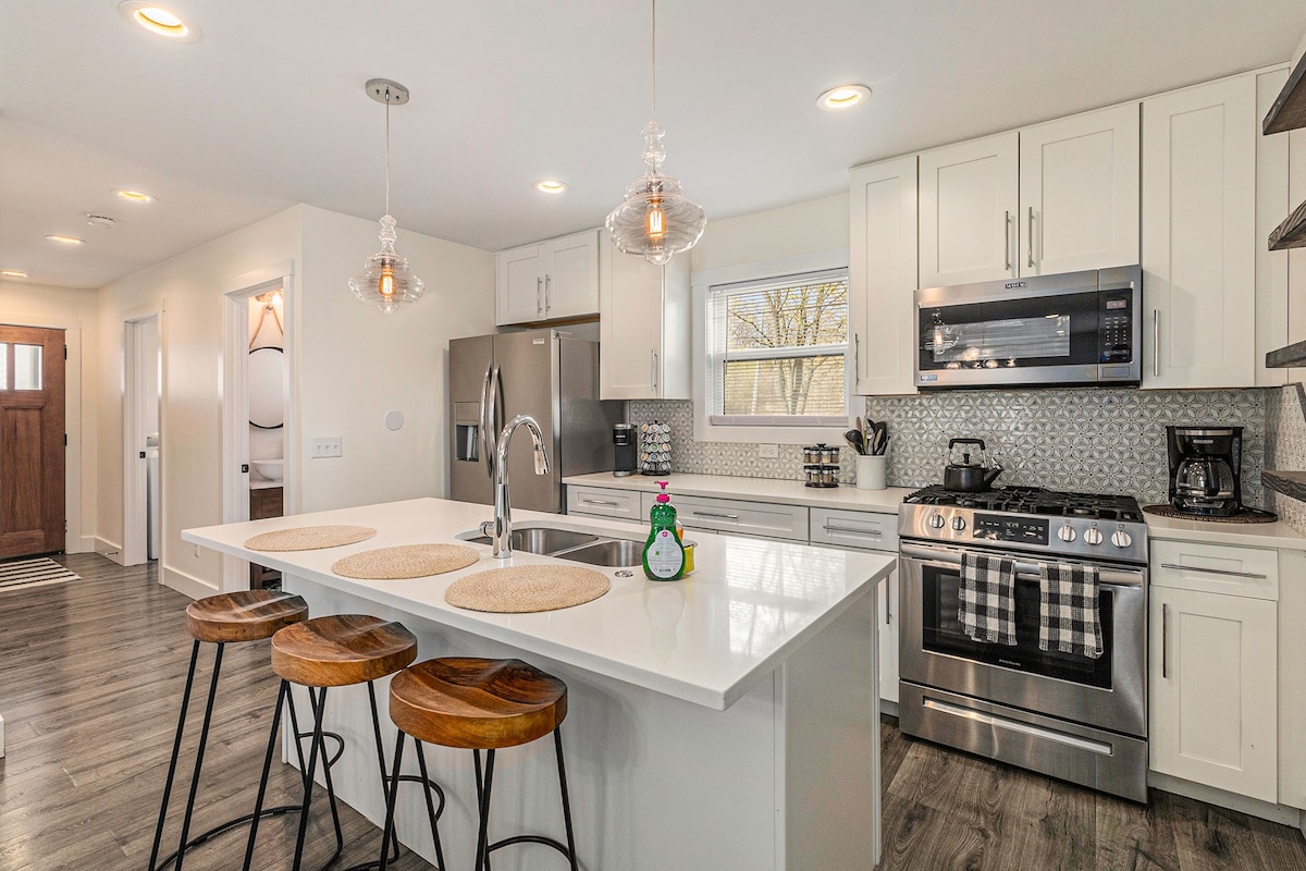 The Twin Townhomes by Granger Gardens