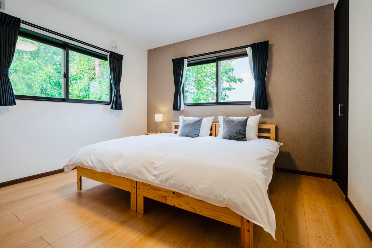 位于白马市中心的【Sali 's House】舒适双卧室房源。