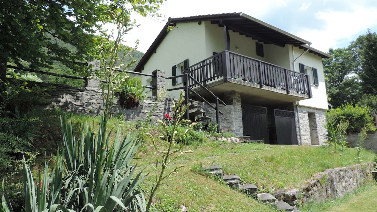 House with big garden, Resa Valley, Locarno