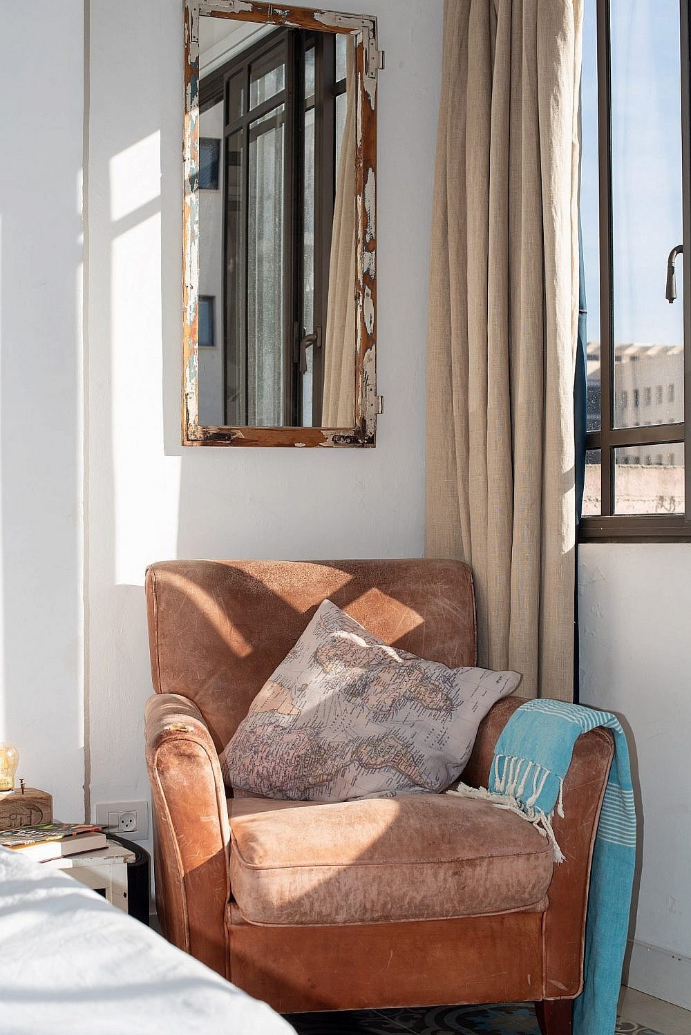 Lovely, bright 2 bedroom home in Jaffa near beach
