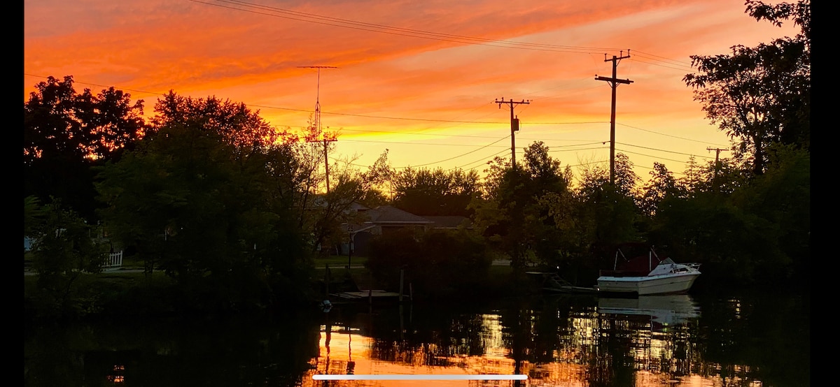 Moree 's Belle River Landing