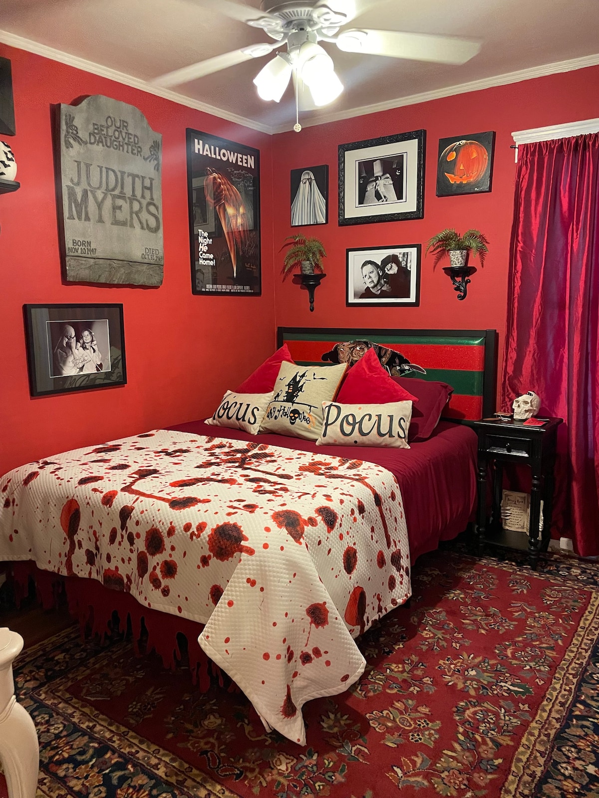 SugarMynt Gallery 's ScareBnB