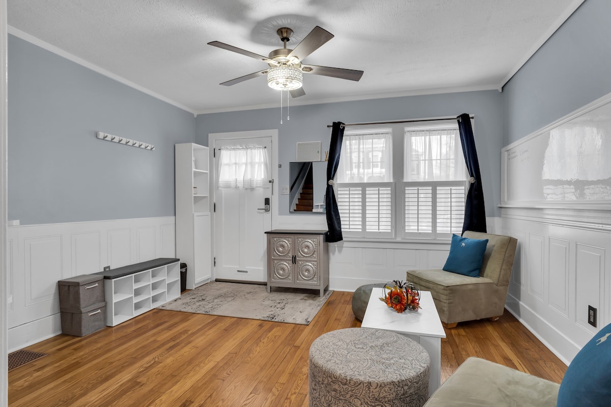 Sunshine on High - Historic District Townhome