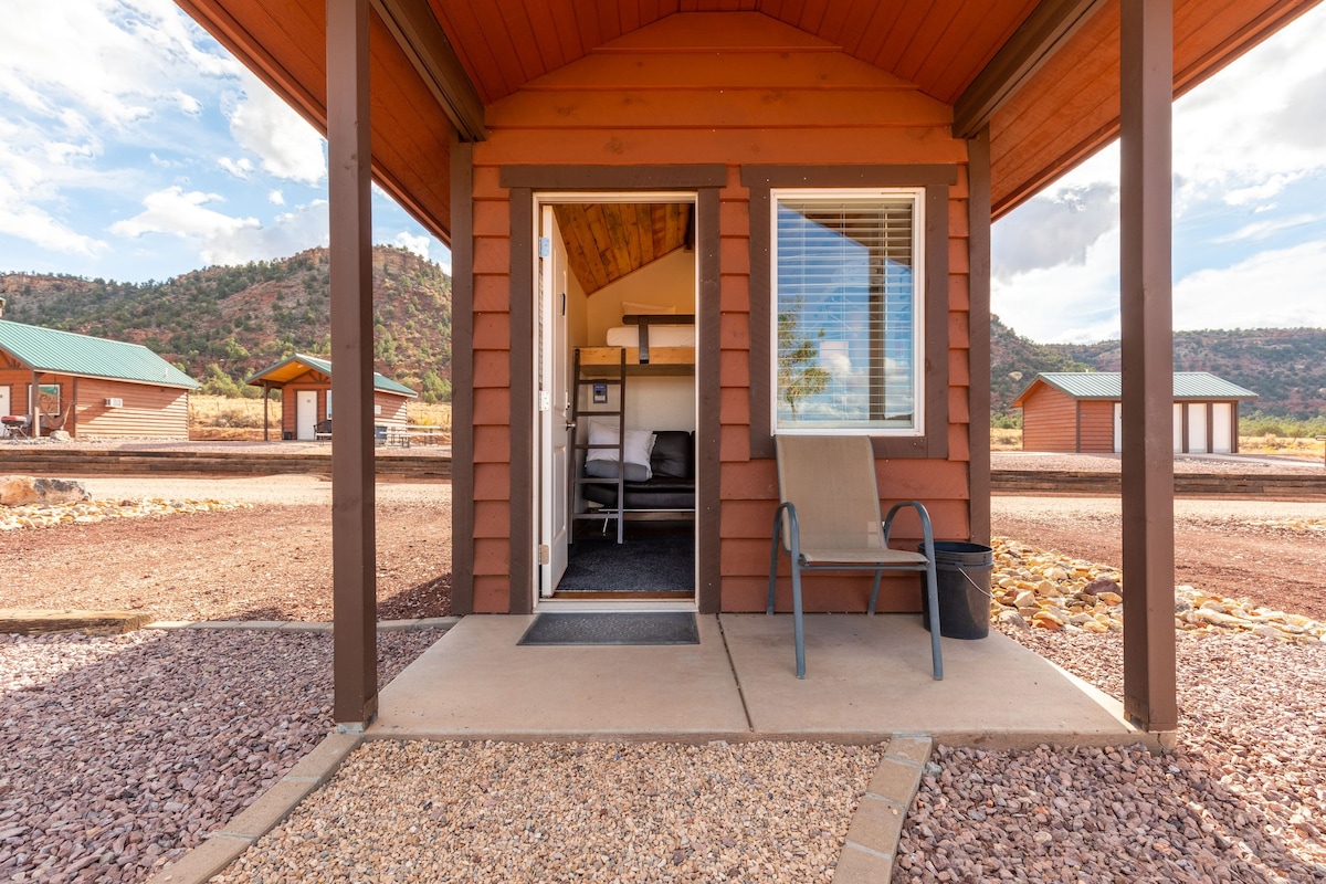 Zion View Bunkhouse at Gooseberry Lodges