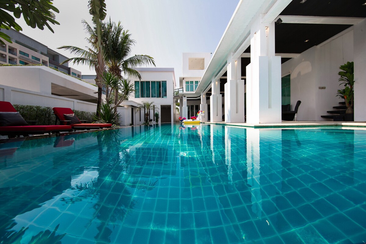 Premium Private Pool Villa Palm Oasis Pattaya*****