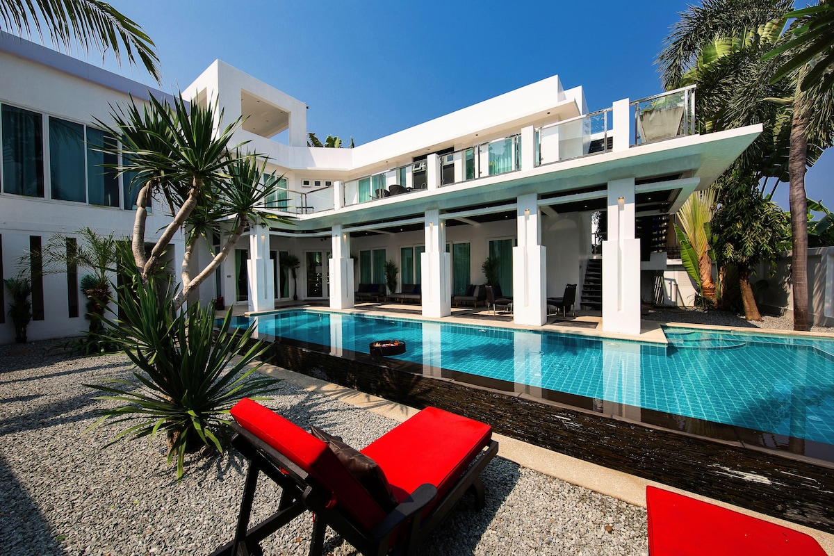 Premium Private Pool Villa Palm Oasis Pattaya*****