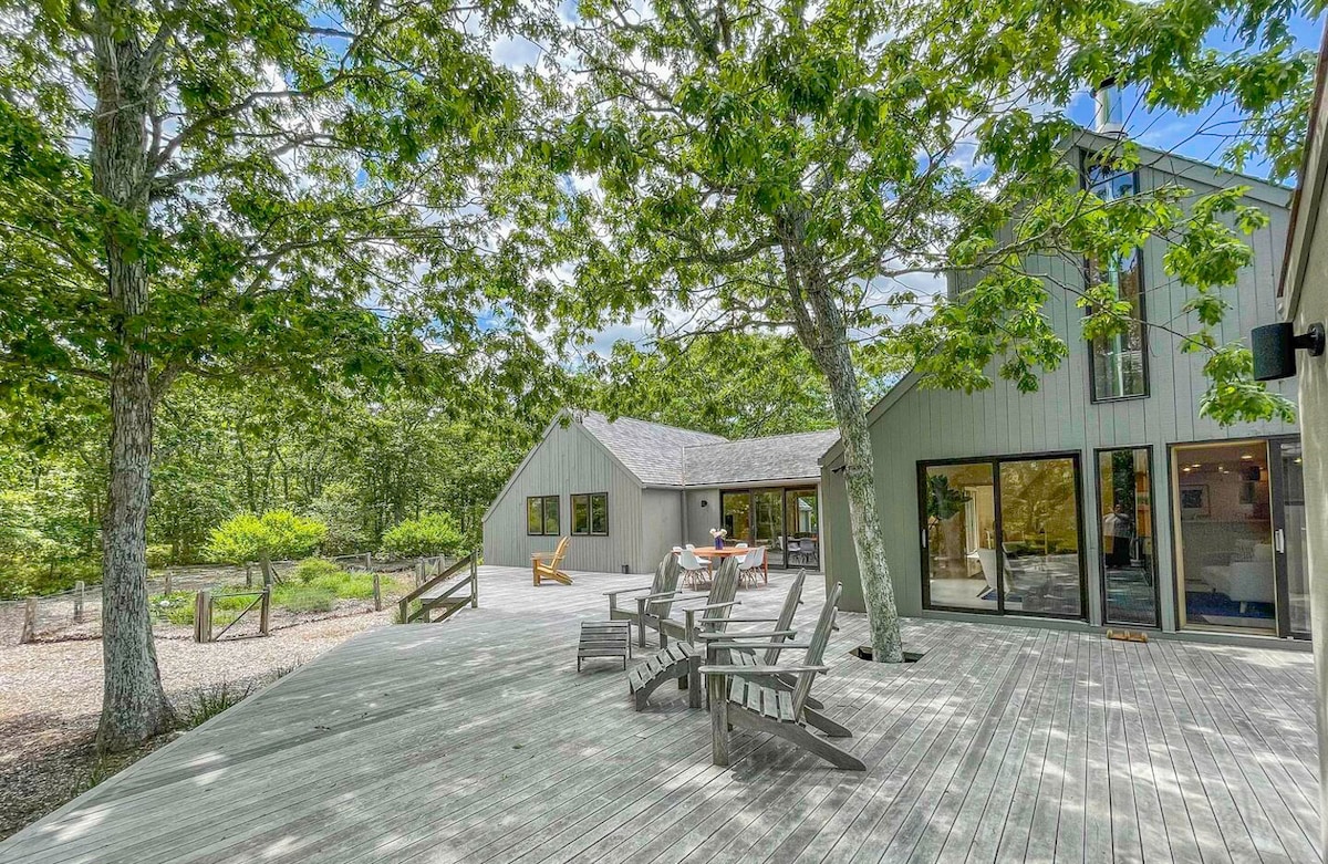 Contemporary Chappaquiddick Retreat