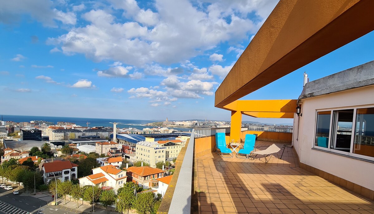 拉科鲁尼亚带露台和奢华景观的顶层公寓
