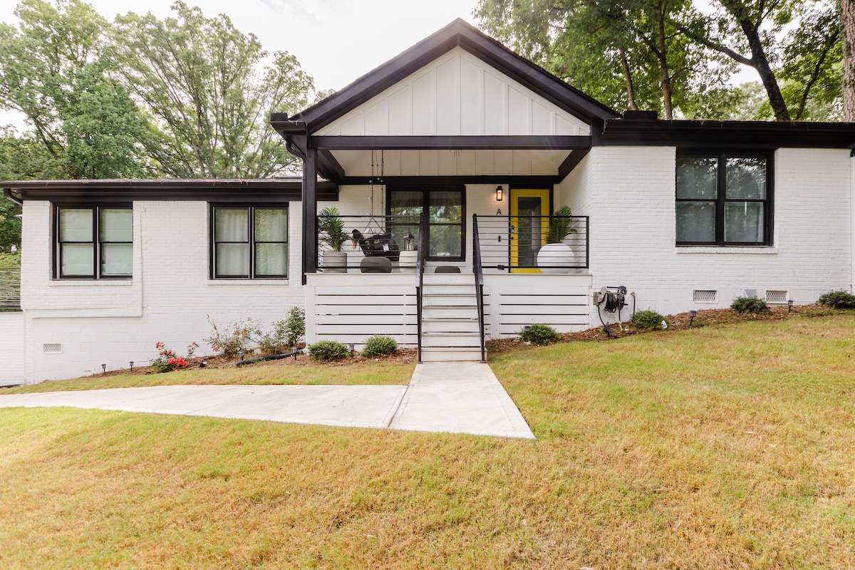 Luxe Bungalow in Downtown Decatur / 2BD 2 BA