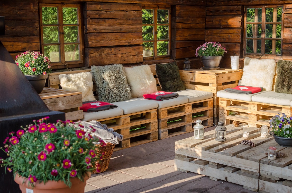 适合团体、度假和活动的大型瑞士度假木屋