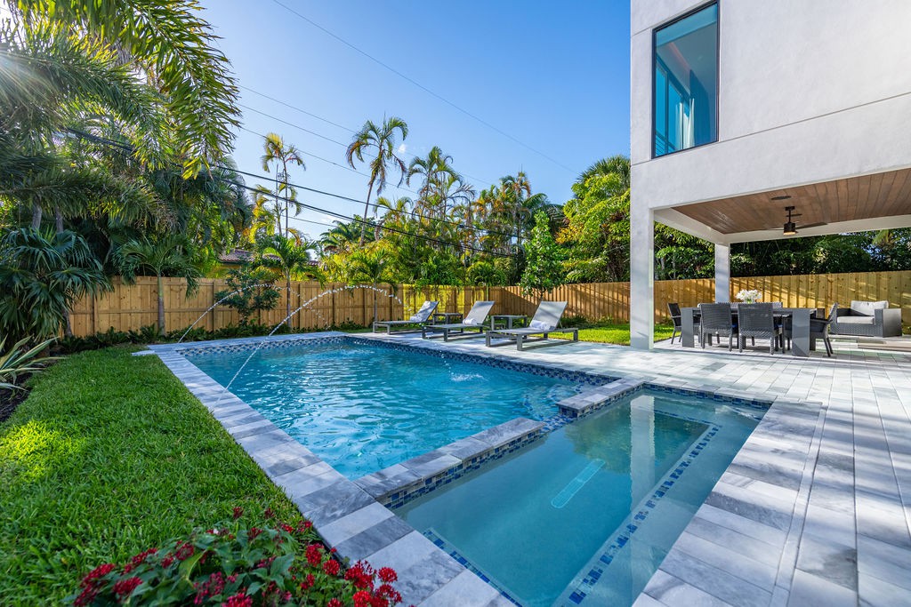 Stunning Modern Luxury Rental in Fort Lauderdale