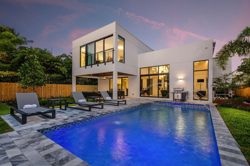 Stunning Modern Luxury Rental in Fort Lauderdale