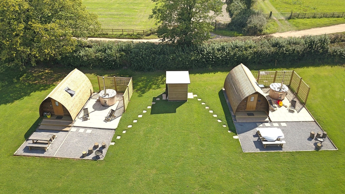 Wigwam | Ensuite | Hot Tub | Beautiful Views | 2