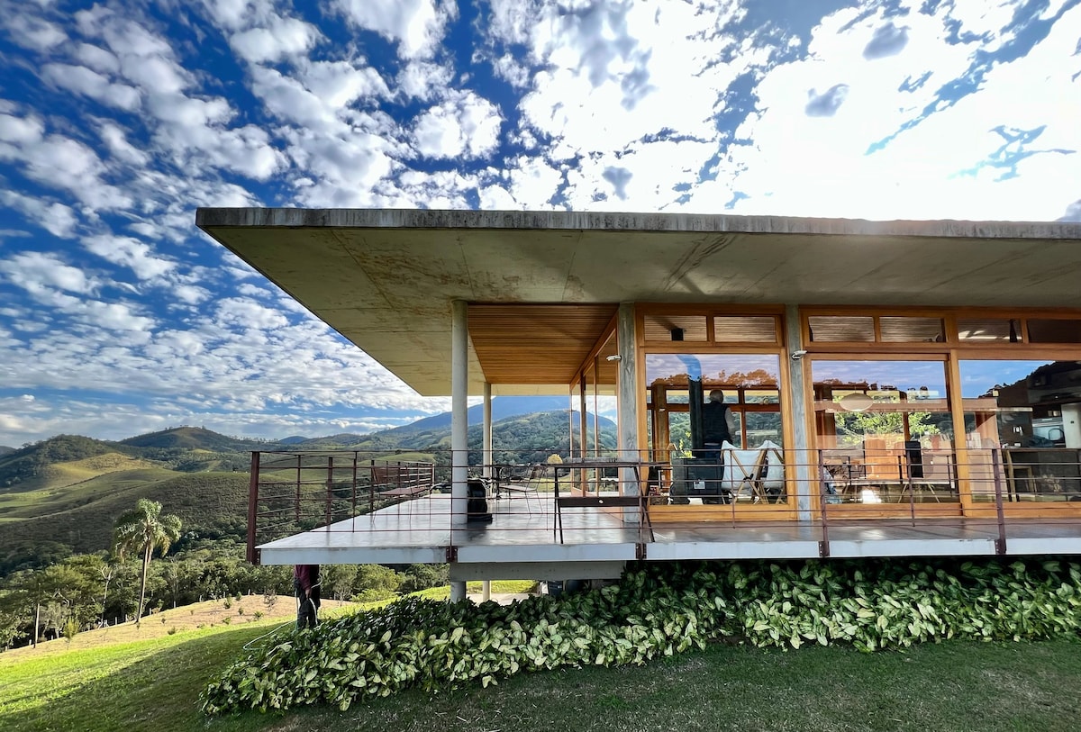 壮观的房子， 360度可欣赏Mantiqueira-SFX美景