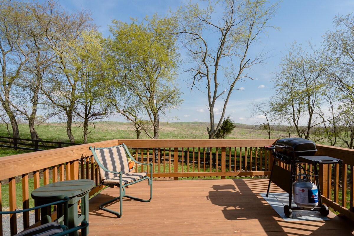 The Barn Loft at See Far Acres