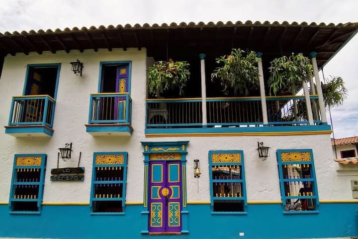 HERMOSA CASA EN CAUCA VIEJO: LA SERENA