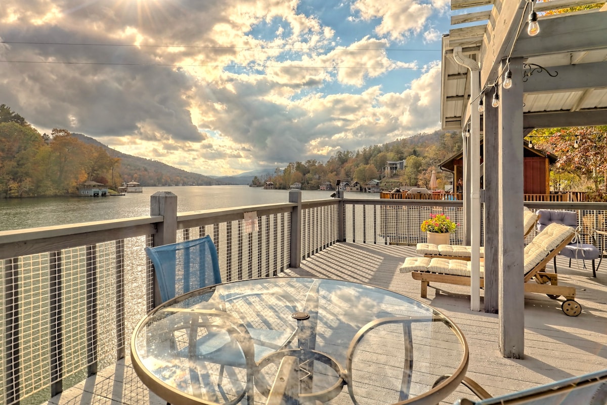 Tibor 's Landing on Lake Burton ~ Dock & Hot Tub