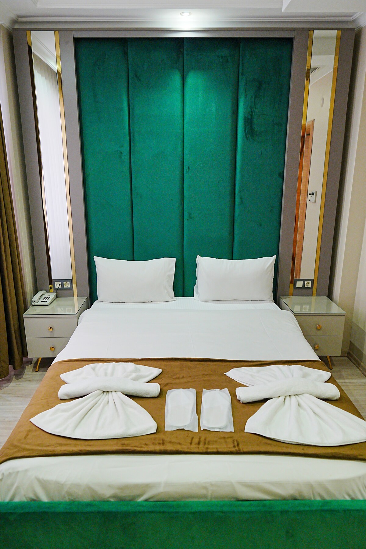 Suite with private bathroom near touristic places