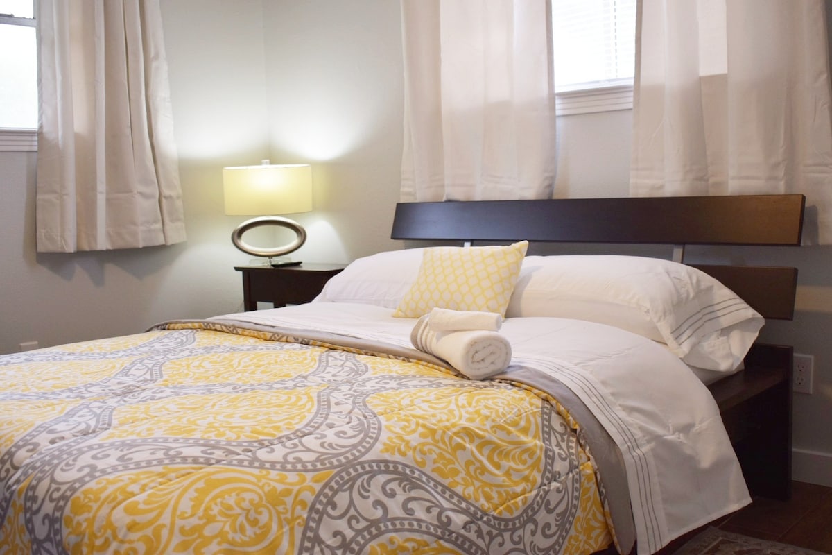 Denton市中心令人愉快的卧室。Dfw | UNT | TWU