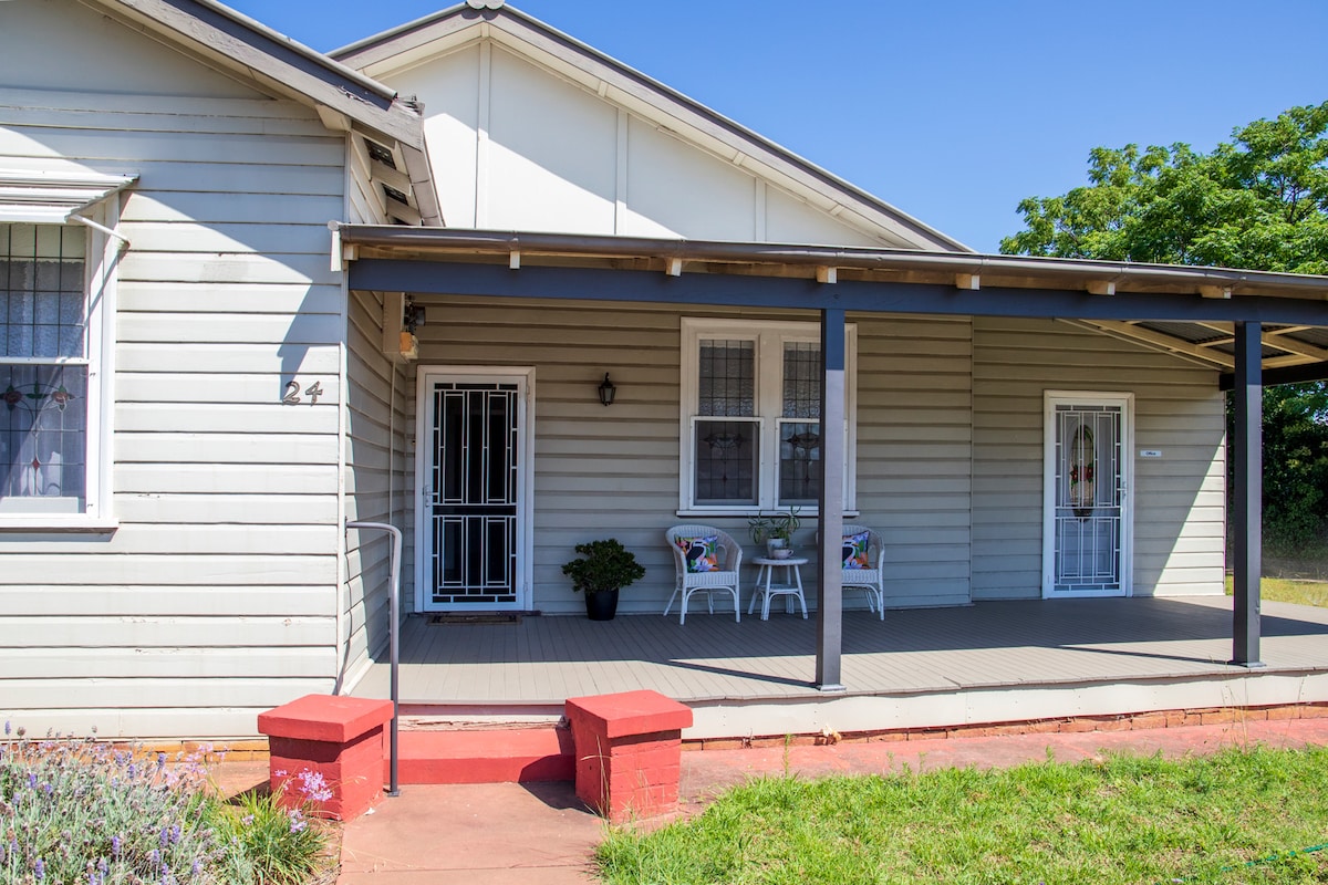 Weekend cottage in Gunnedah