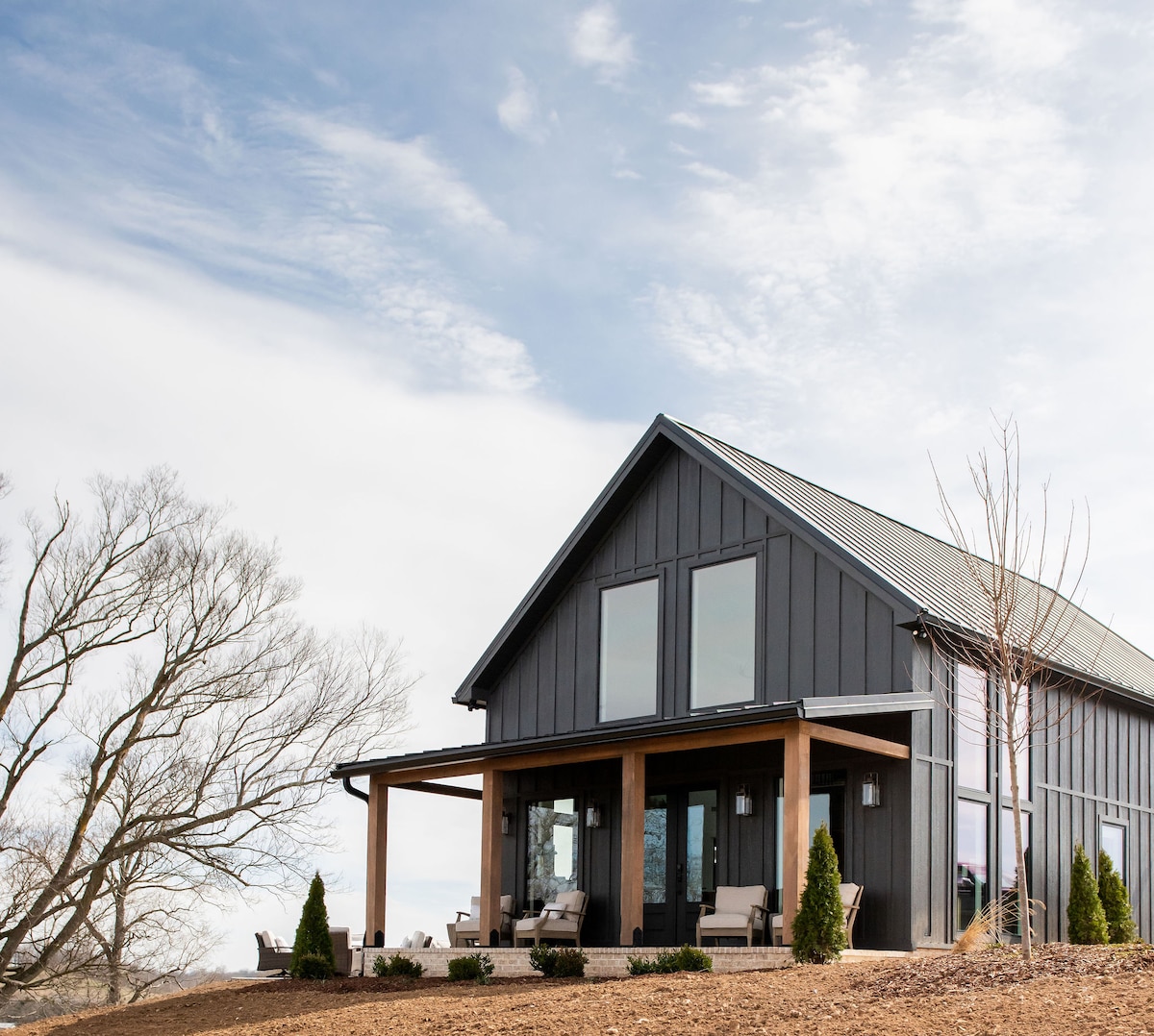 Cottage at The Ridge 40 min south of Nashville.