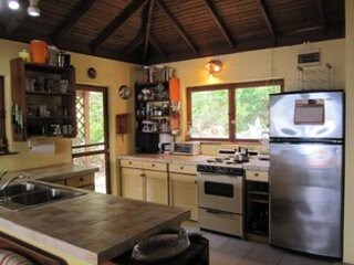 Comfortable/sweet waterfront cottage in Carriacou