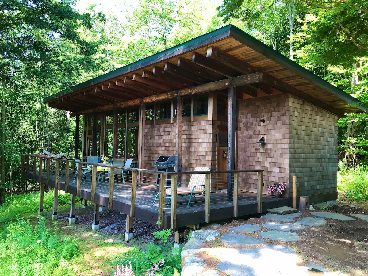 Romantic Mountain View Cabin