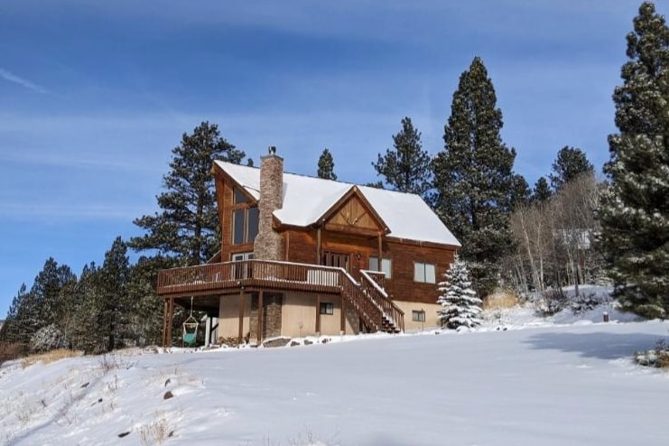 Cedar Pine Cabin at Panguitch Lake