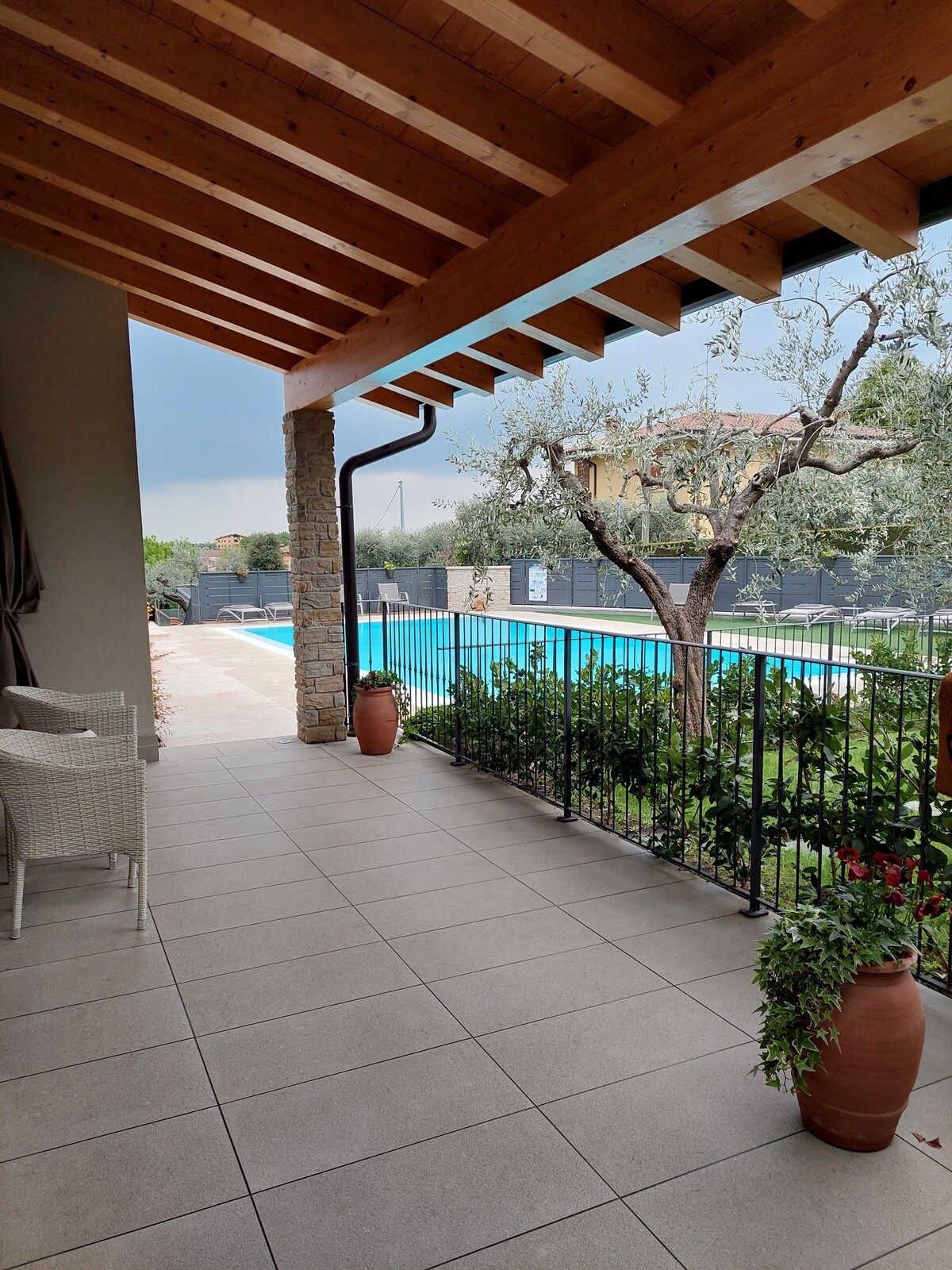 Casa Pergola 2 - parcheggio e piscina,  5 persone