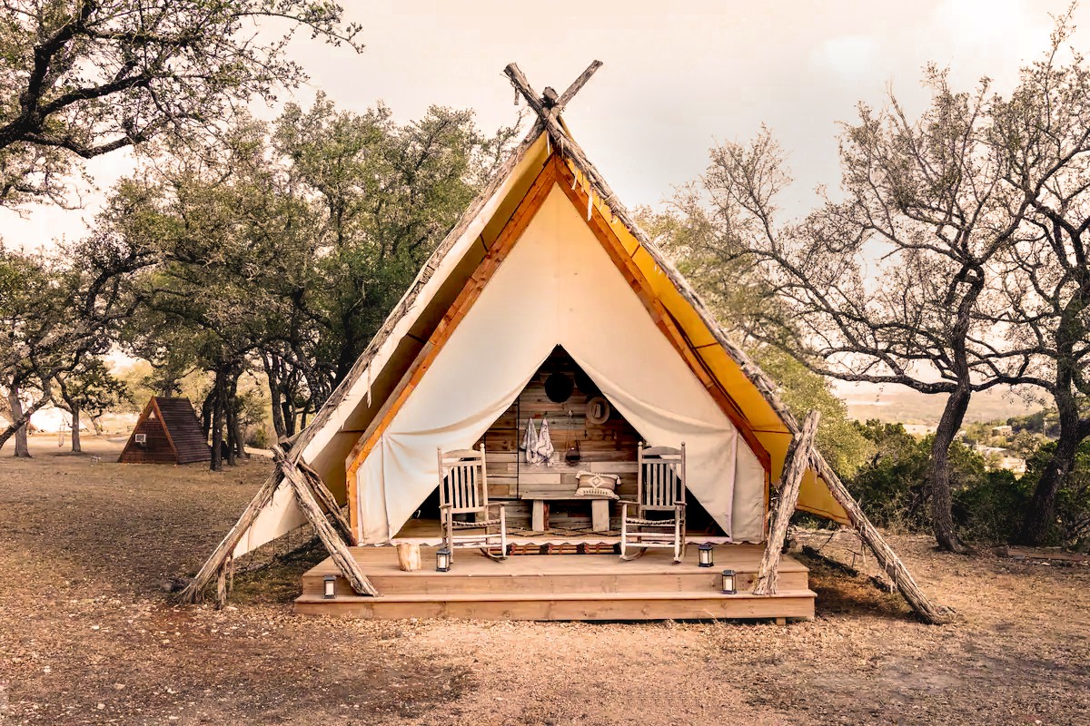 Glamping - Grand Arrow Tent and Talula Mesa