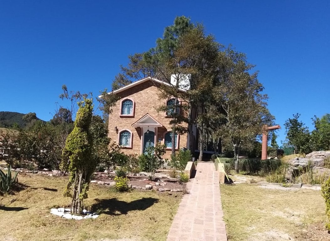 Cabaña Amealco Encino