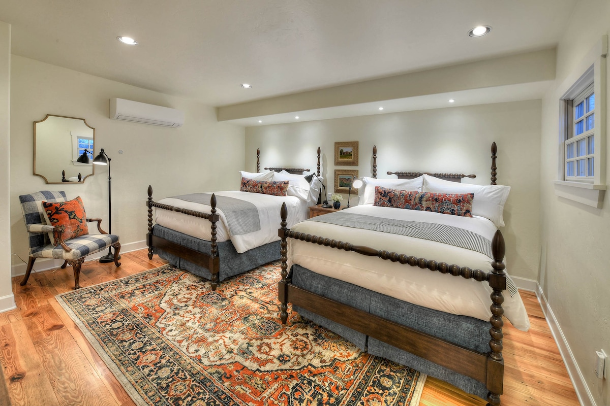 Charming 7-bedroom boutique inn in downtown Tucson