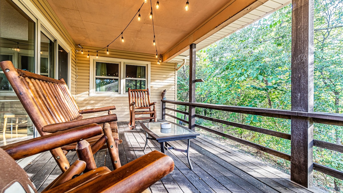 自然州立小屋（ Natural State Lodge ） ：奥扎克（ Ozarks ）的春景