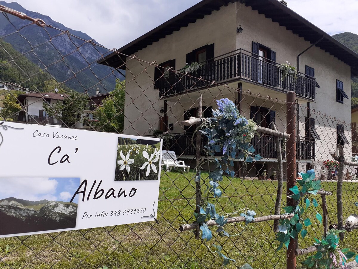 公寓Ca 'Albano距离湖泊500米（ 022229-AT-318828 ）
