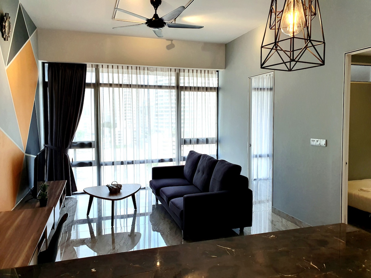 吉隆坡城中城附近的双卧室公寓@ Anggun Residences