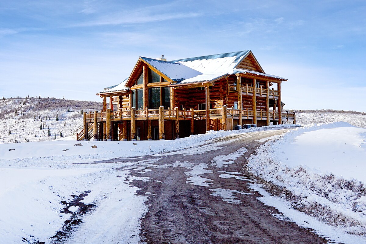 Bear Mountain Lodge