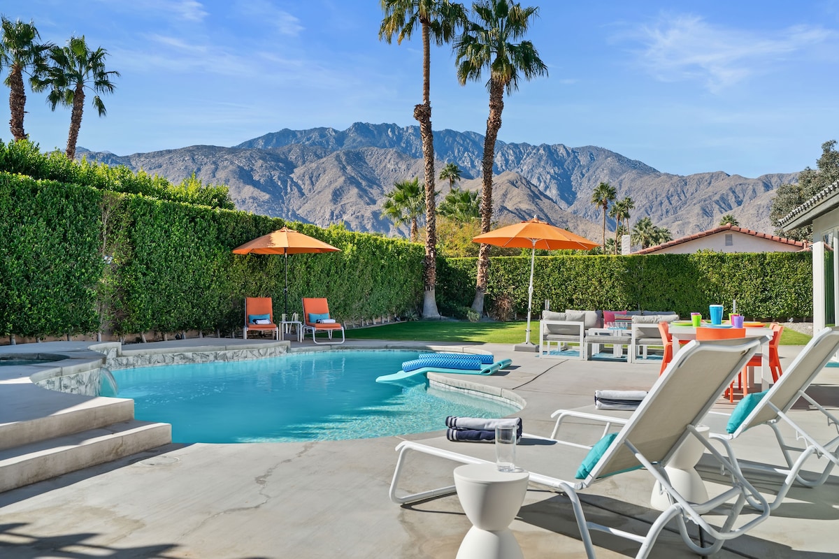 Palm Springs Oasis