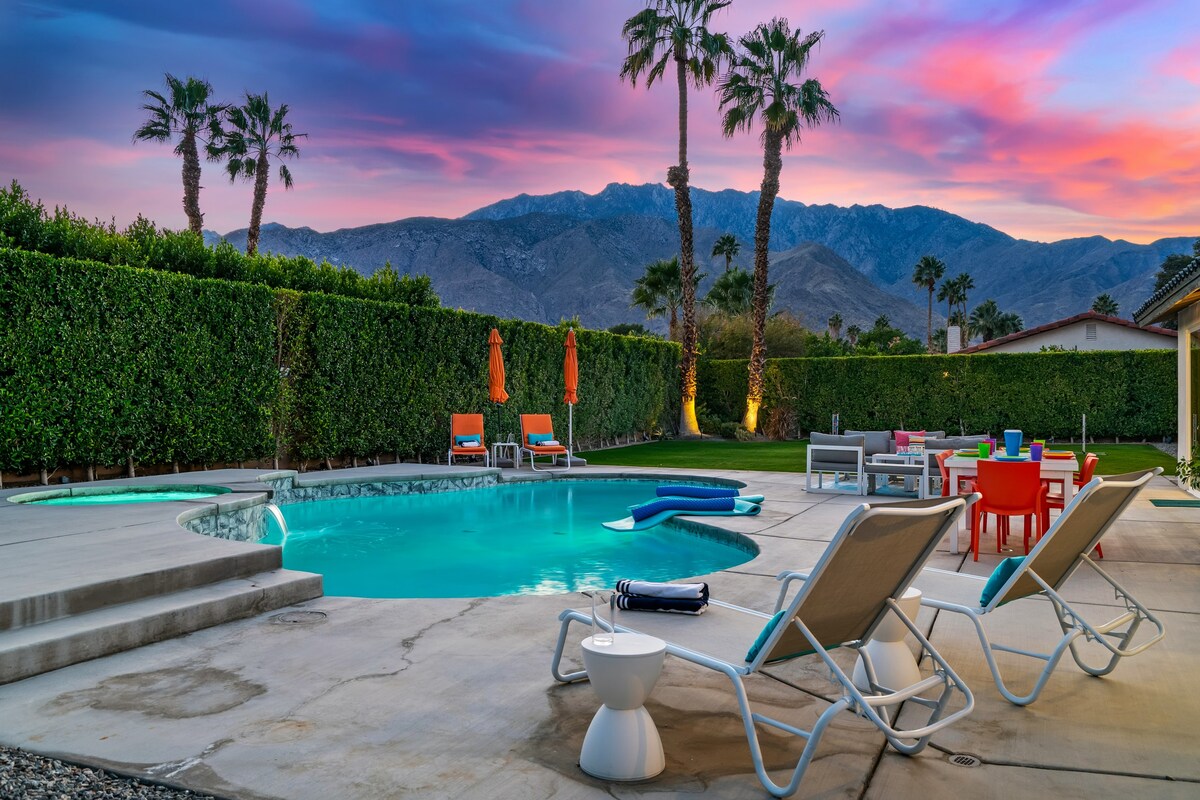 Palm Springs Oasis