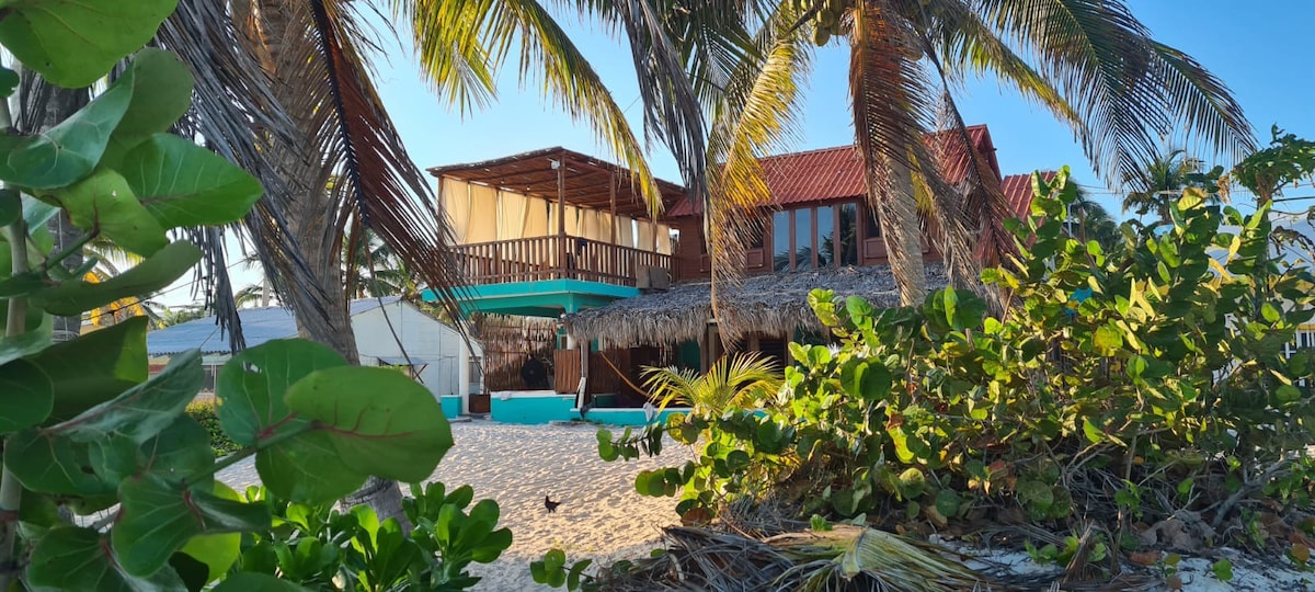 Casa Awakening - Luxury beachfront villa