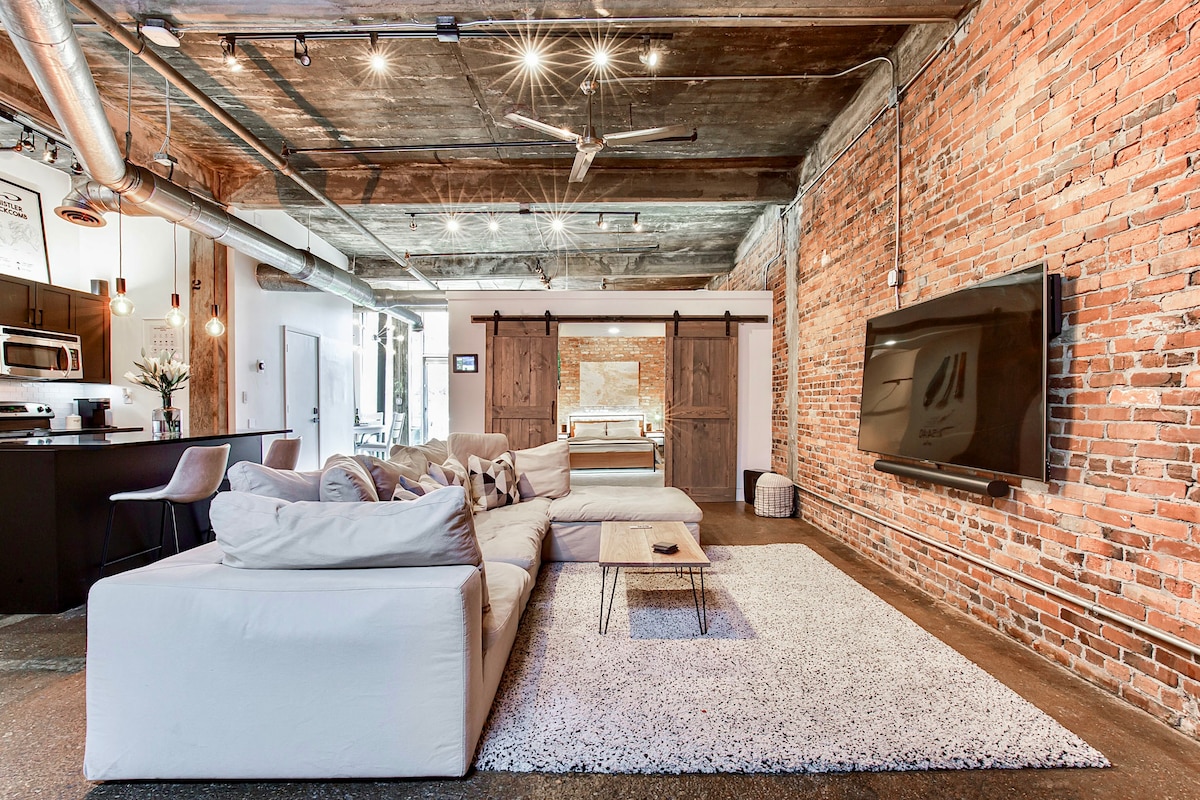 Luxury Smart Beltline Loft