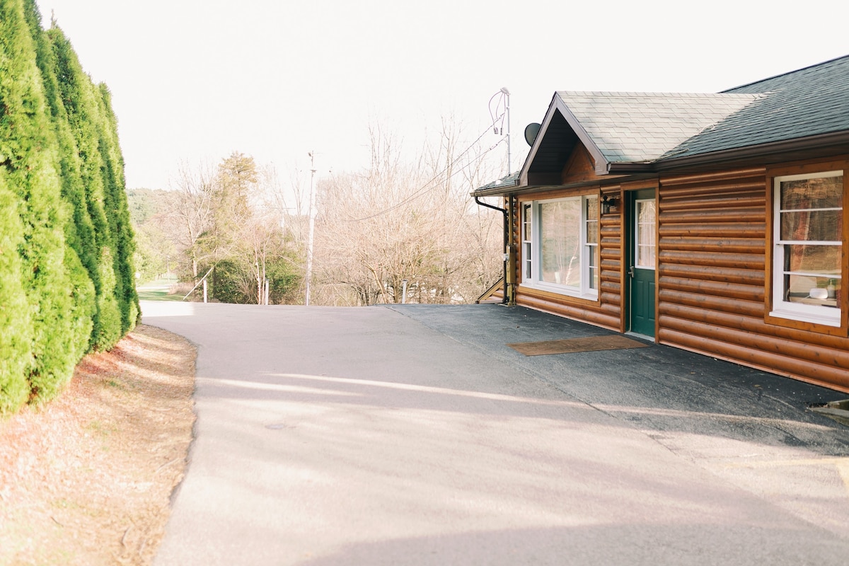 Woods Canyon Cabin: Pine Creek Escape