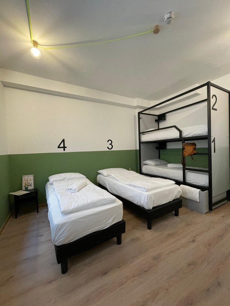 四间卧室、新旅舍、独立卫生间