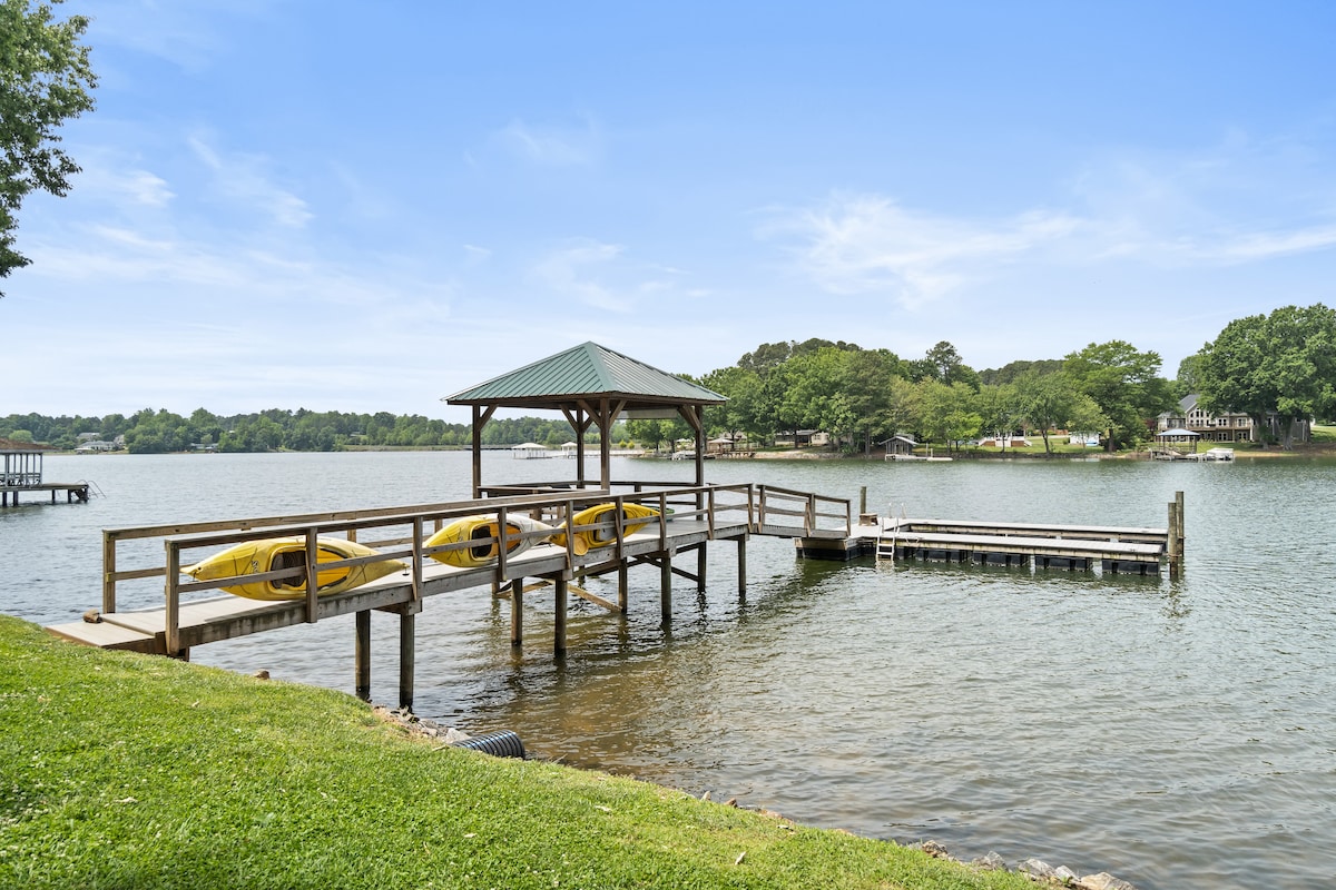 The Cabin on Lake Norman