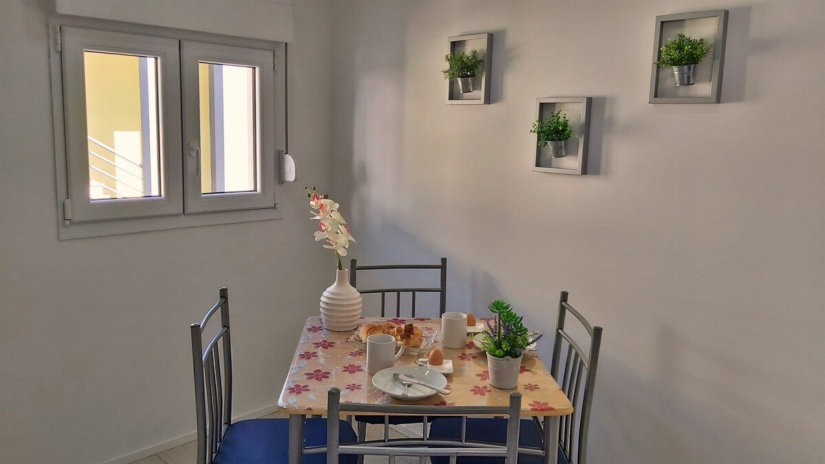 Apartment DaMa for 4, beach nearby + free parking