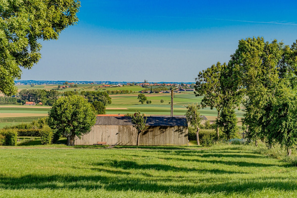 Modern comfortable cottage 6p, splendid panorama.