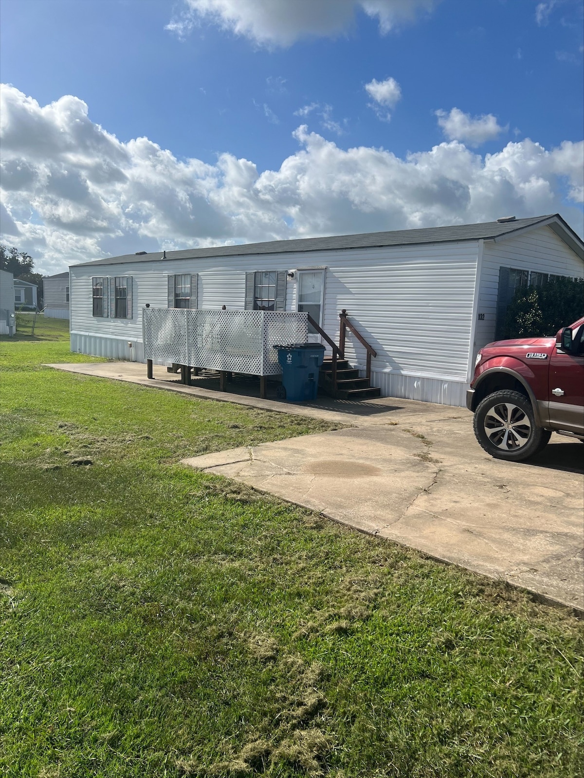 Nice mobile home in Lake Charles