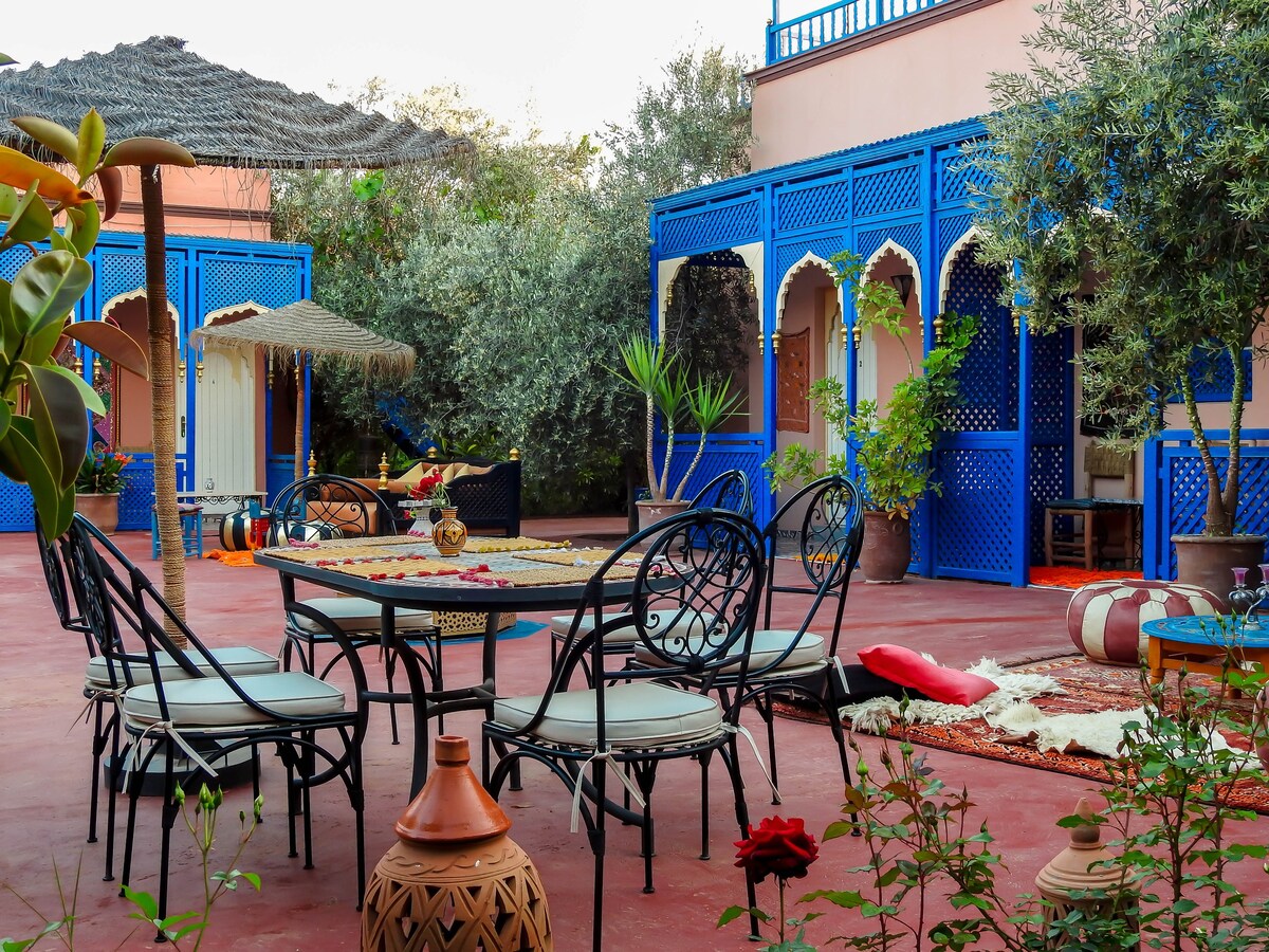Villa,  guest house, Riad,  private pool & garden